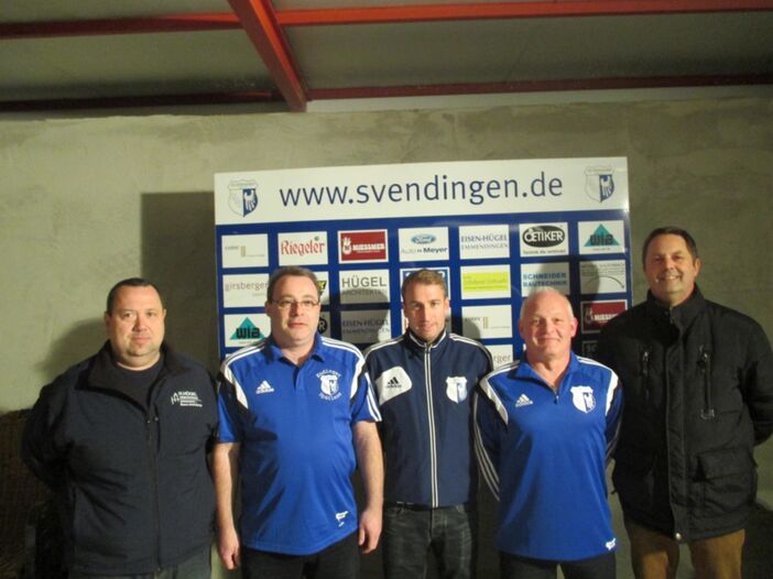  1. Vorsitzender Hubert Hügel, Co.- Trainer Michael Pfetzer, spielender Co.- Trainer Boris Gruber, Chef- Trainer Ralf Vogelbacher und 2. Vorsitzende Michael Wunderlich.